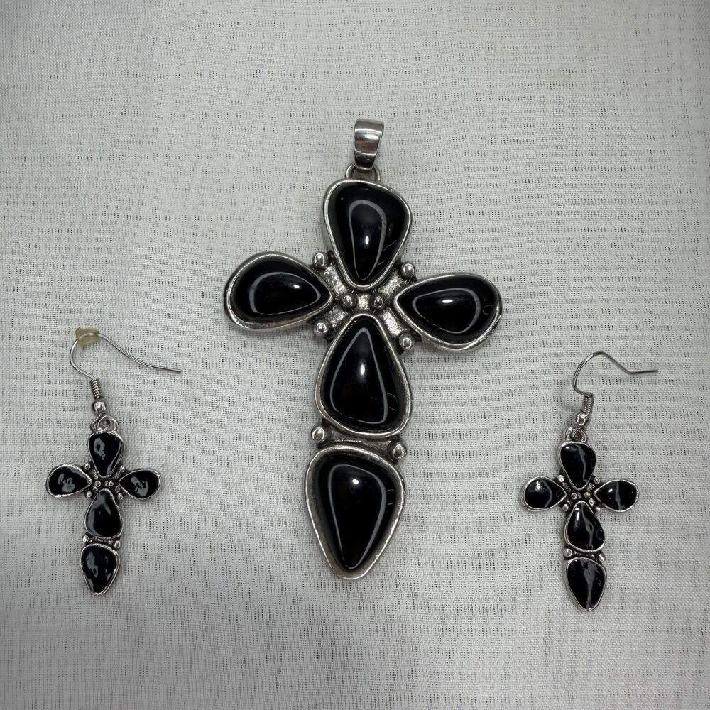 Silver Toned Cross Set Pendant And Earrings With Black Stones Set Chunky Large